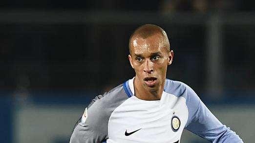 L'Atletico scrive all'Inter: "Non dimenticate Miranda"