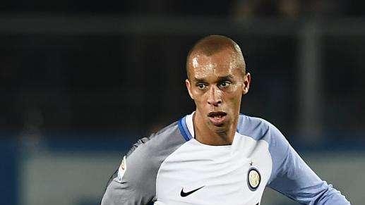 Sky - Inter-Sassuolo: Miranda in gruppo, Borja Valero ancora titolare?