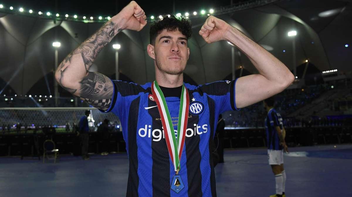 GdS - Rinnovo Bastoni: c'è differenza tra domanda e offerta, ma l'Inter ha fiducia in un finale 'alla De Vrij'