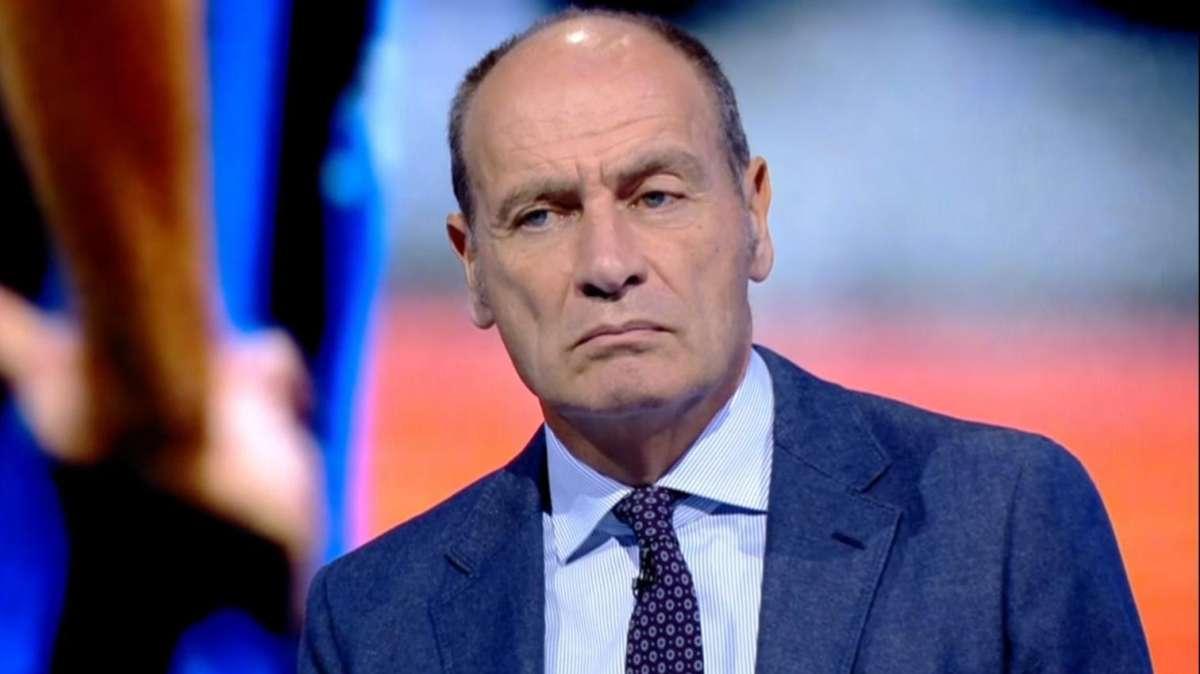Marchegiani categorico: "Lobotka si è lasciato cadere quando ha visto di aver perso palla, per me quello non è fallo"