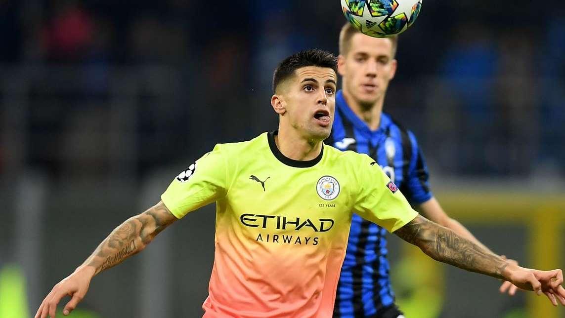 Guardiola: "La fisicità di Cancelo ha dell'incredibile: non si stanca mai, è sempre pronto"