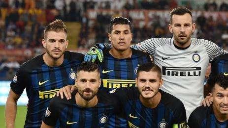 TS - De Boer: 4 cambi. In campo col nerazzurro