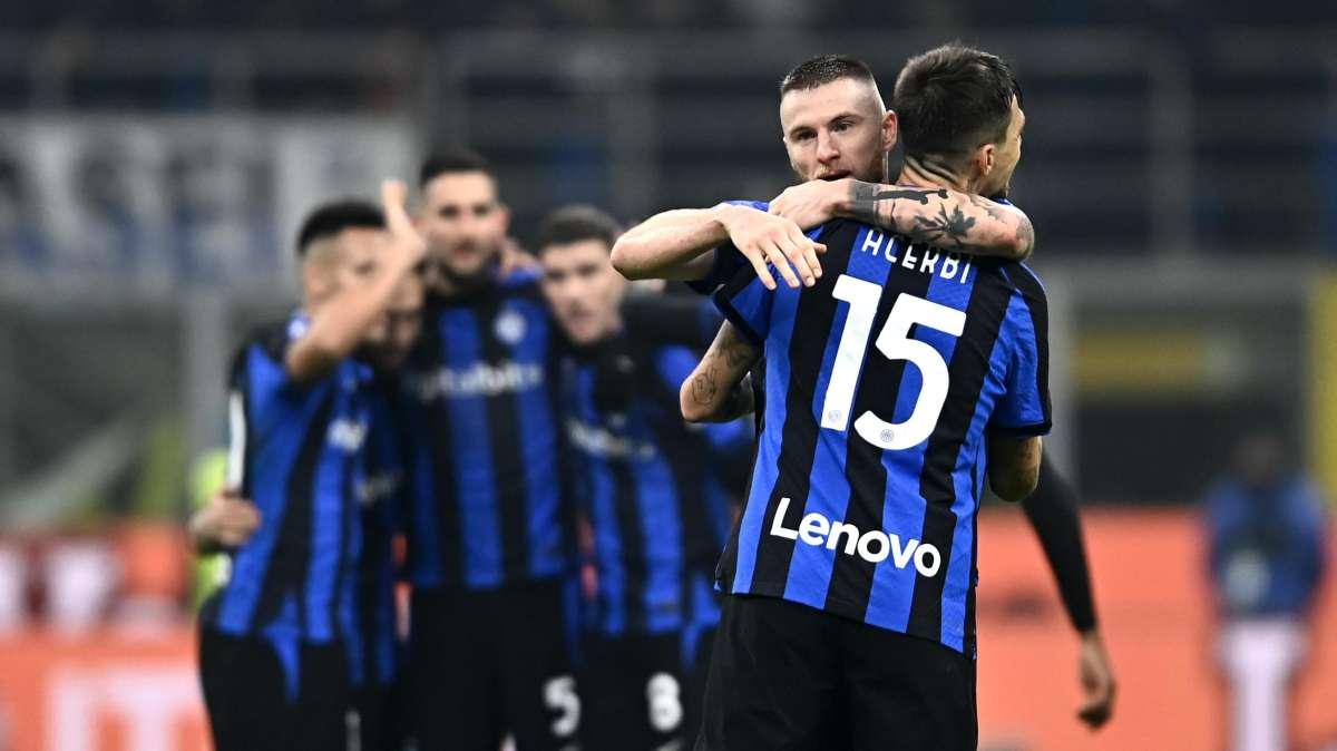 Corsera - Inter anche meglio che contro il Barcellona. Il Napoli è troppo timido