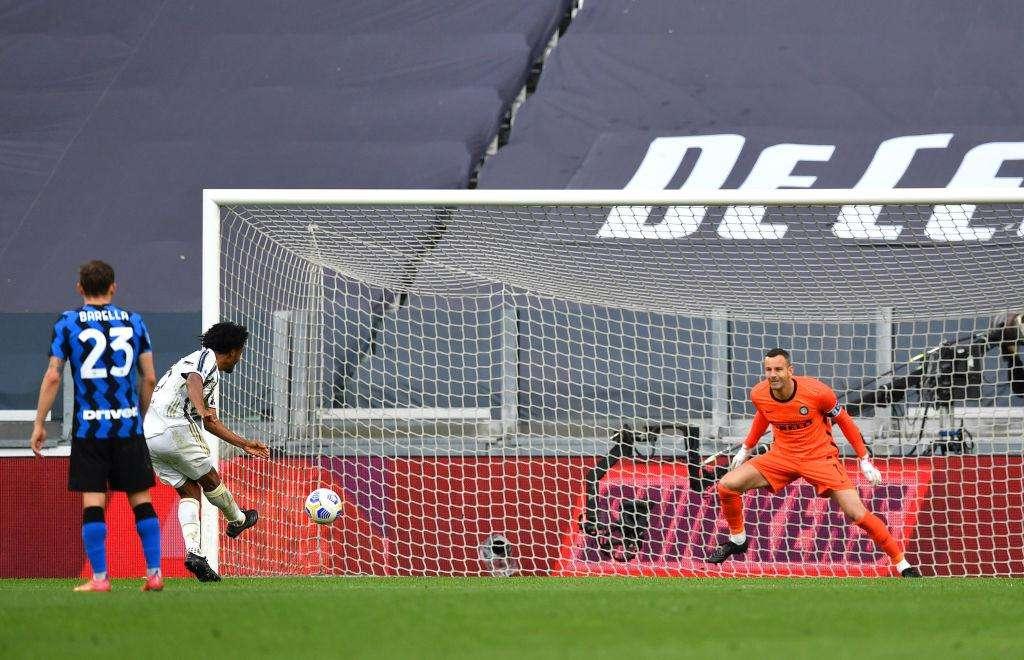 Handanovic, 14 rigori parati in 10 stagioni: meglio di lui solo in 2 nelle leghe top-5