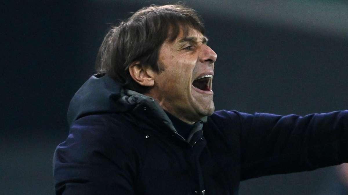 Napoli, Conte: "I 35 punti fatti valgono tanto. A Castel Volturno sono un allenatore felice perché..."
