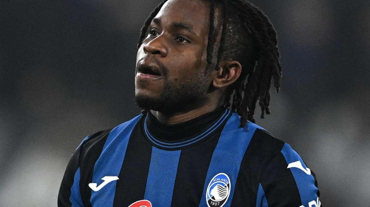 Lookman allo scoperto: "Promesse non mantenute. All'Atalanta ho dato tutto, ma blocca la mia cessione"