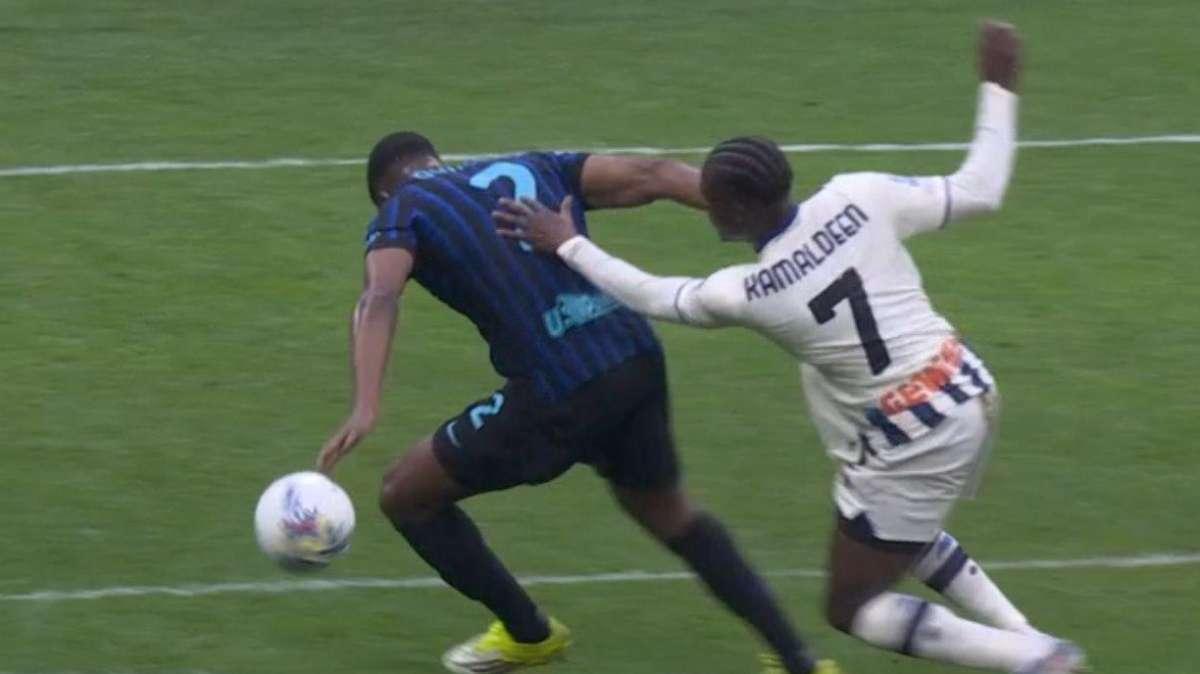 Decidono Manganiello e Gariglio e l'Inter si infuria: l'Atalanta strappa l'1-1 con un gol opinabile, esplode Chivu