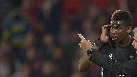 Pogba e la frecciata a Mourinho: "Con Solskjaer è tutto diverso, non andrebbe mai contro i giocatori"