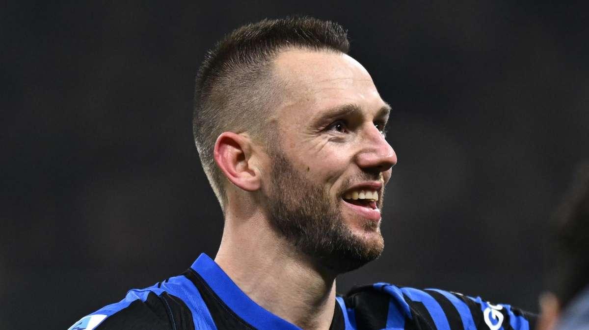 De Vrij: "Nuova avventura? Sarei felice di restare all'Inter, ogni volta che gioco a San Siro mi emoziono"