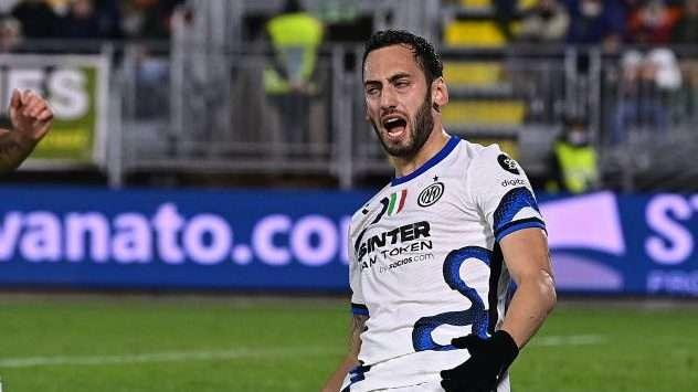 Venezia-Inter, le pagelle - Dzeko è ovunque, Calhanoglu sempre più leader