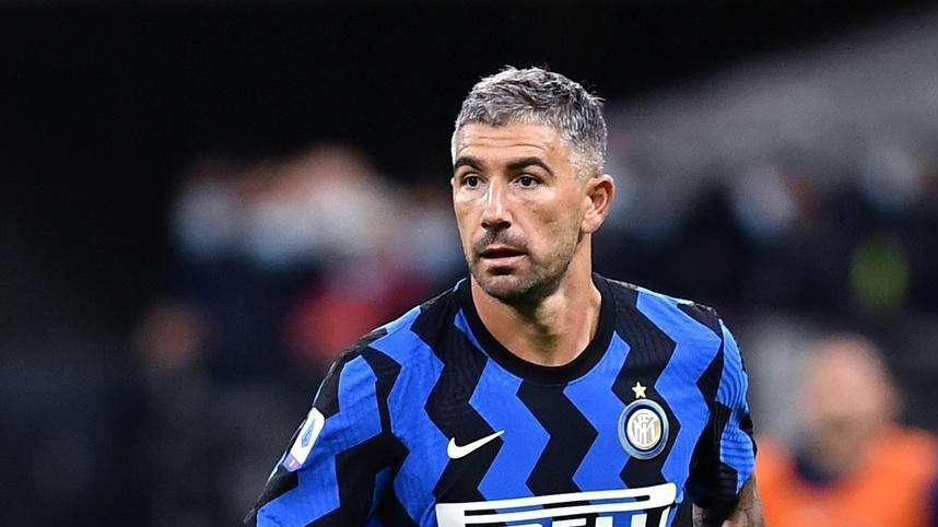 Corsera - Inter esperta, Milan giovane: è il derby degli opposti