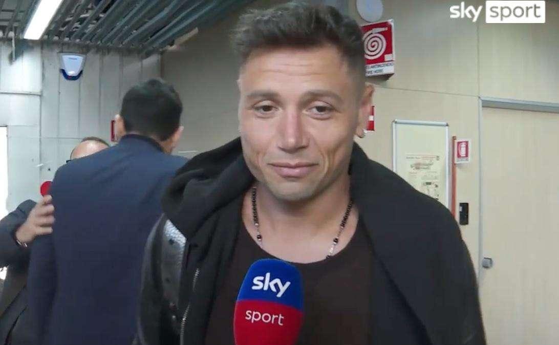 Zarate nuovo giocatore del Cosenza: "Mi è mancata tanto l'Italia, avevo voglia di tornare"