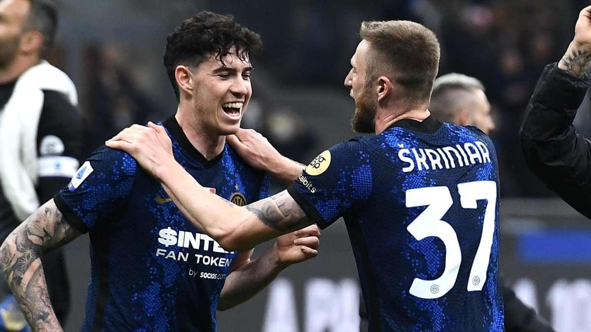CdS - Mercato, idee chiare: via De Vrij e uno tra Skriniar e Bastoni. Caduto il veto su Satriano