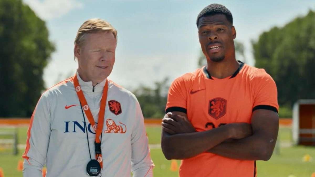 Denzel Dumfries e Koeman i volti della nuova campagna di Staatsloterij