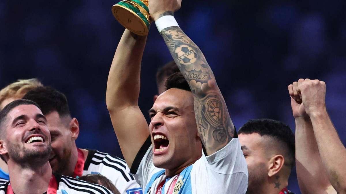 Lautaro o Julian Alvarez? Kempes: "Il Toro ha dimostrato di essere il titolare dopo il Qatar" 