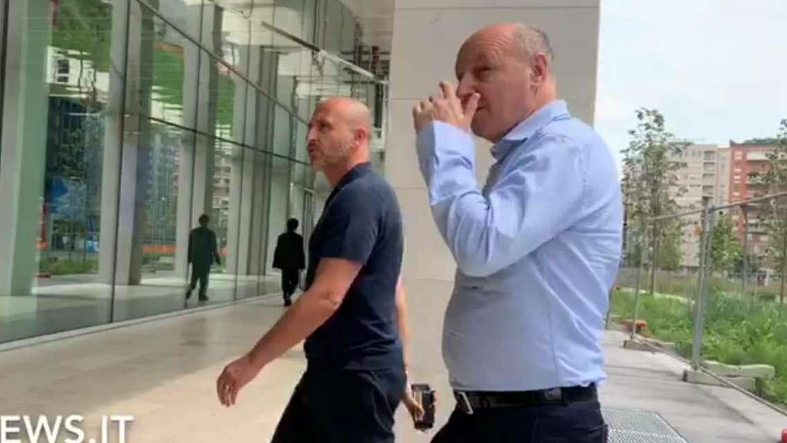 VIDEO -  Inter, Ausilio e Marotta arrivano in sede. Presente anche Zhang