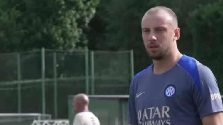 Sky - Inzaghi sorride a metà: Carlos Augusto torna a disposizione, Acerbi non convocato