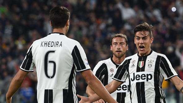 VIDEO - Juventus facile col Genoa: le immagini