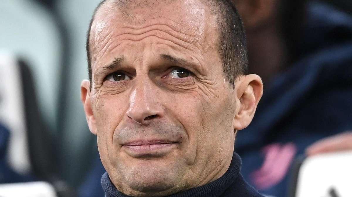 Juve, Allegri in conferenza: "Siamo gli unici che non brontoliamo mai sugli arbitri"