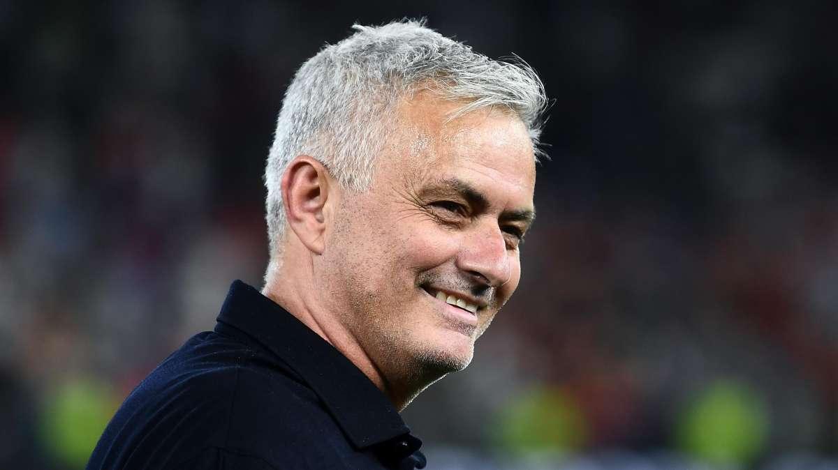 L'Inter rimane sulla pelle: Mourinho si tatua la Champions vinta con i nerazzurri