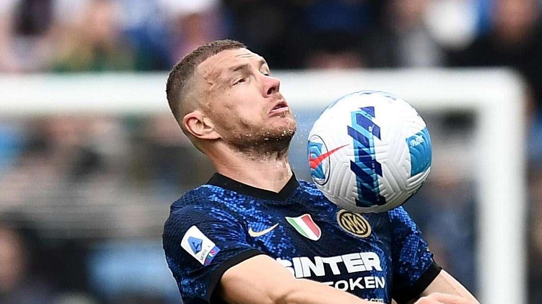 Repubblica - Napoli, futuro Osimhen in dubbio. E Spalletti punta Edin Dzeko