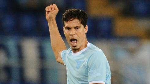 Pjanic sott'acqua. I tifosi: "E' il pianto di Hernanes"