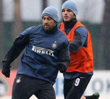 FOTO - Riecco Samuel in campo: duello con Icardi