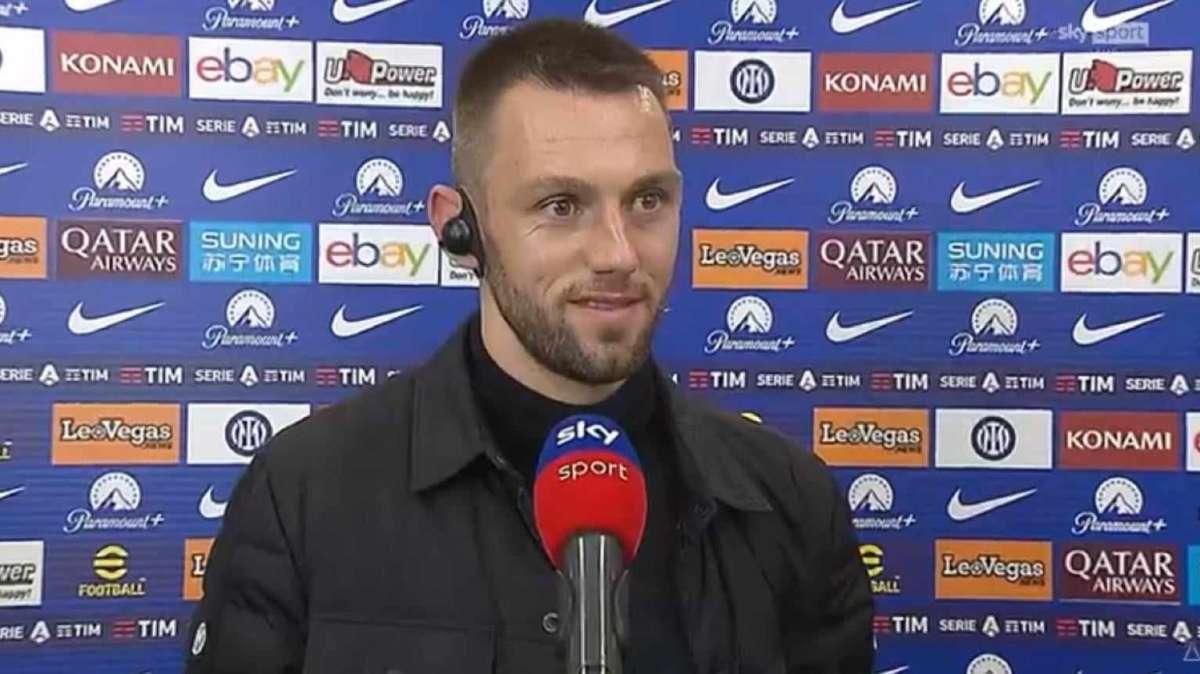 De Vrij a Sky: "In Champions possiamo battere chiunque. Sommer dà tanta fiducia alla difesa"