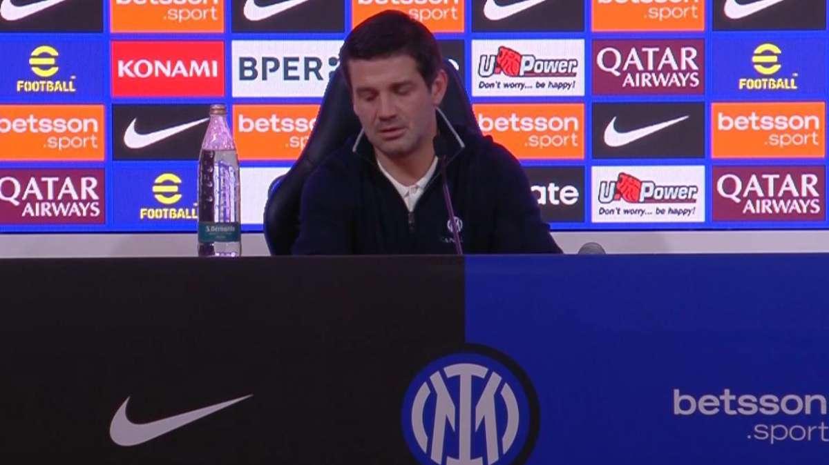 Chivu in conferenza: "Critiche per la semifinale prima del derby? Non capisco un c... di calcio. Barella e Calha..."