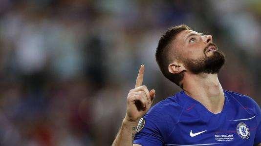 CdS - Sondaggi dell'Inter per Giroud, ma prima ci sono da valutare i tempi di recupero di Sanchez 