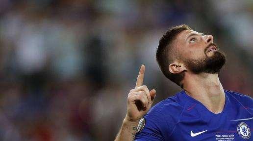 Deschamps, messaggio a Giroud: "Se ha l'opportunità di lasciare il Chelsea è un bene"