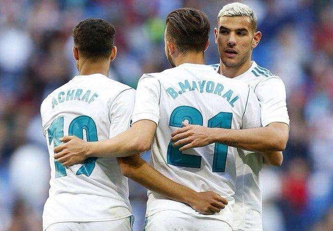 Theo Hernandez vs Hakimi: il rossonero lancia il derby a distanza a colpi di tweet. L'interista risponde