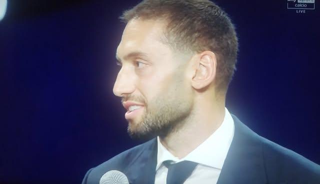 Calhanoglu: "Il segreto è lavorare in silenzio. Sugli obiettivi stagionali..."