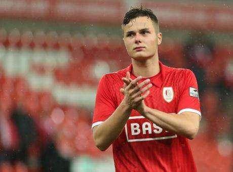 Vanheusden-Standard, tutto fatto: 12 milioni e prelazione all'Inter, quinquennale per il difensore. Niente bonus: il motivo 