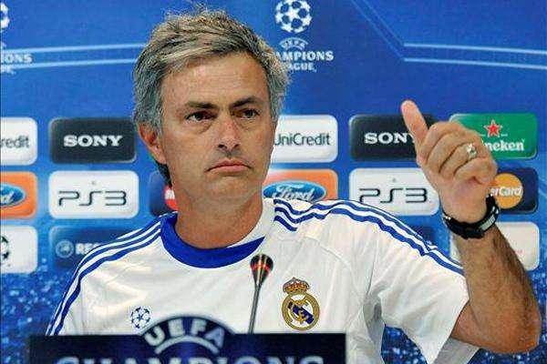 Mourinho ribadisce: "Futuro al Real, poi l'Inghilterra"