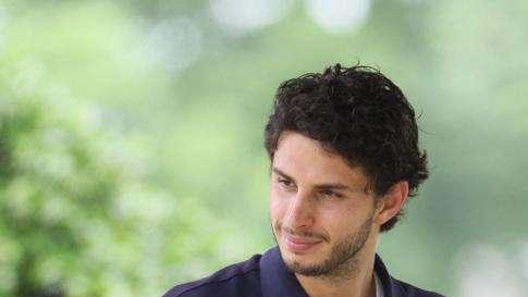 FOTO - Ranocchia in posa davanti alla White House
