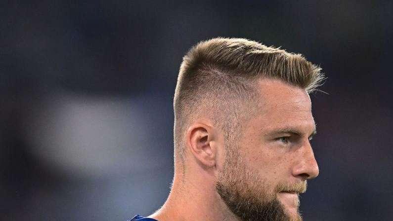 Téléfoot - Il PSG non molla l'osso Milan Skriniar. Ma l'Inter vuole 80 milioni di euro