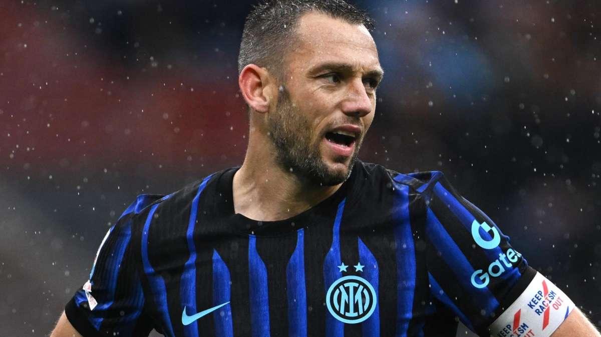 De Vrij sempre più orientato ad accettare l'offerta dell'Inter