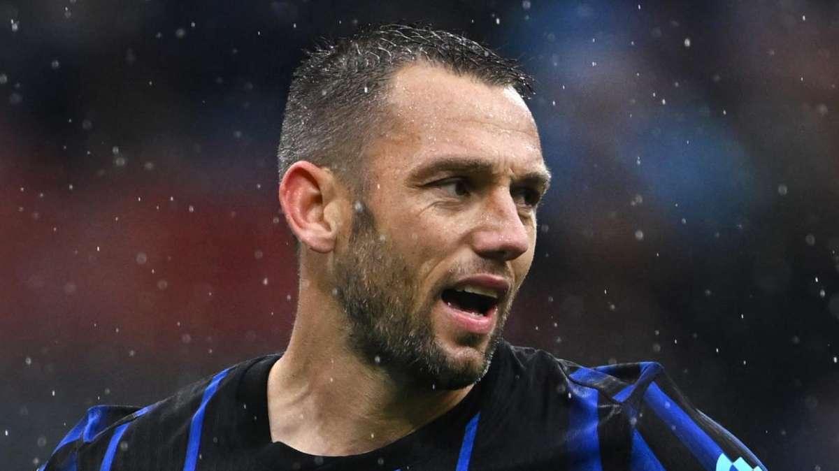 GdS - De Vrij-Inter, deadline per la risposta sul rinnovo: il punto