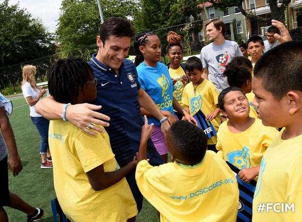 FOTO - Zanetti-Dc United in un progetto scolastico