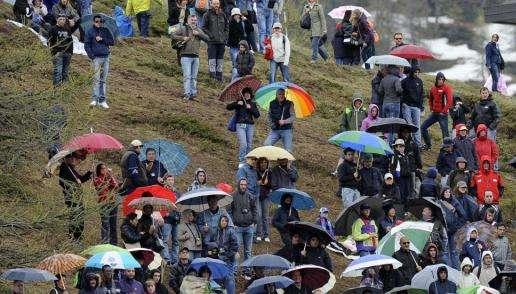 L'Inter si stringe intorno ai genovesi: "Vicini alla città"