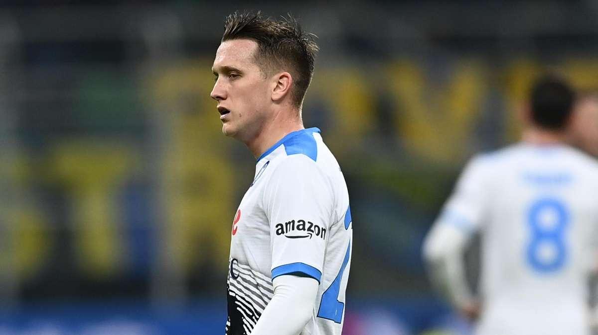 L'analisi post-Barça di Zielinski: "Nel secondo tempo ci siamo abbassati troppo, come successo con l'Inter"