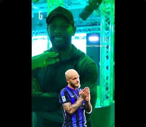 VIDEO - "Stai in silenzio finché non ti dico un esterno più forte di Maicon": la curiosa reazione del Colosso