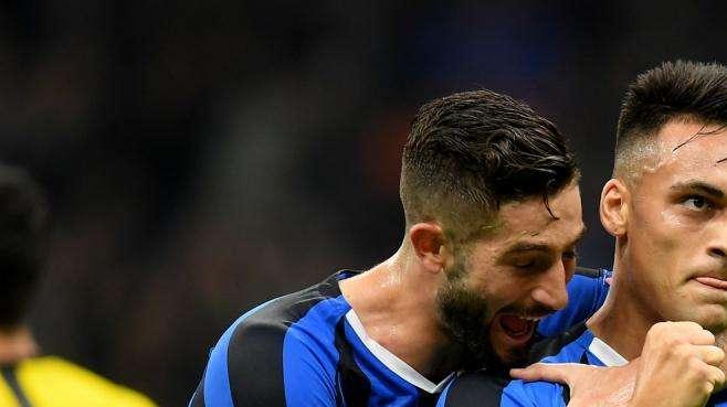 FcIN - Lautaro nella lista di Barça e United, la clausola preoccupa. Ma l'Inter ha una strategia per toglierla