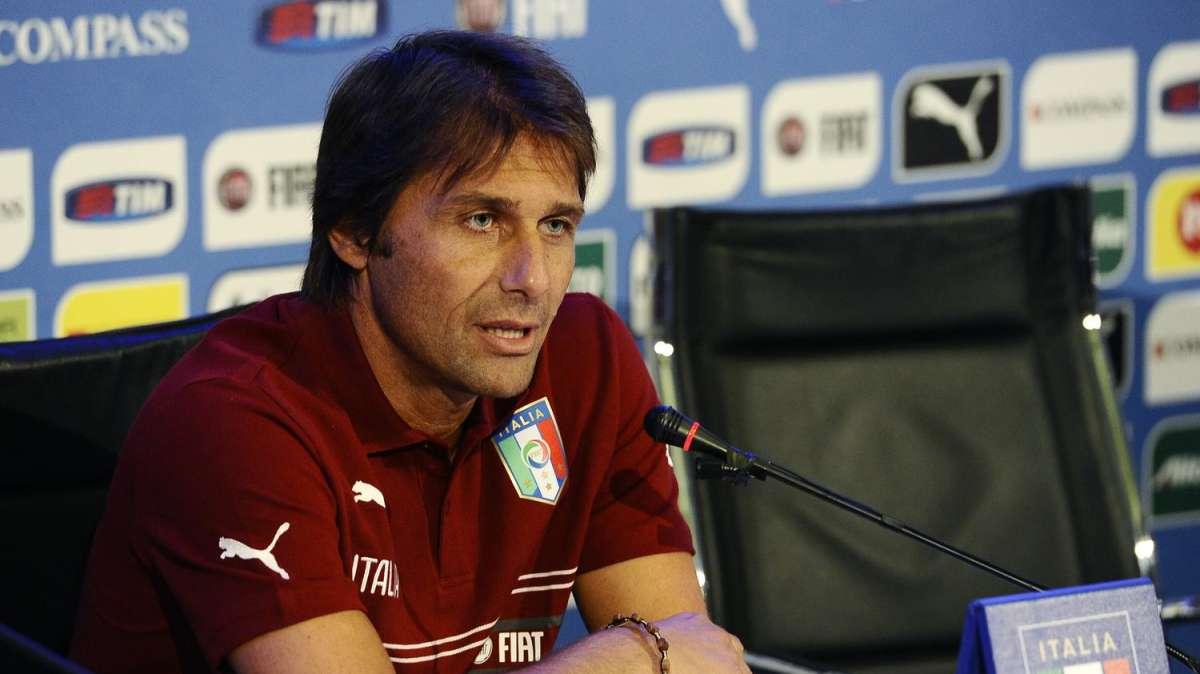 Conte: "Un tecnico che ammiro? Stravedo per Mou"