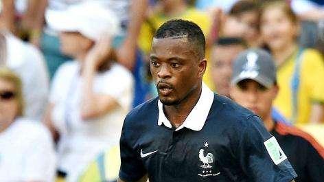 Evra alla Juve, è fatta: contratto da 3,5 milioni
