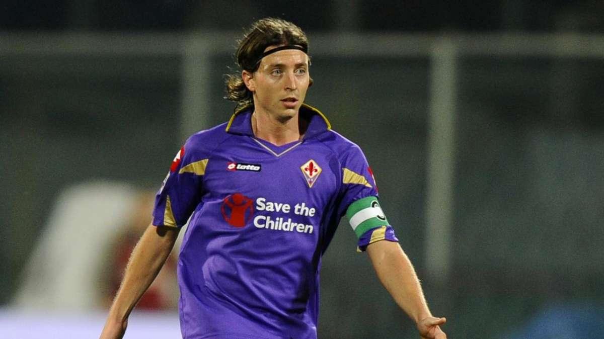 Behrami vuole Montolivo: "Farei la guerra per tenerlo"