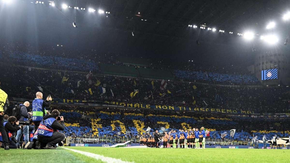 GdS - Inter, oggi serve l'effetto San Siro. E ci si ispira alle grandi rimonte del passato