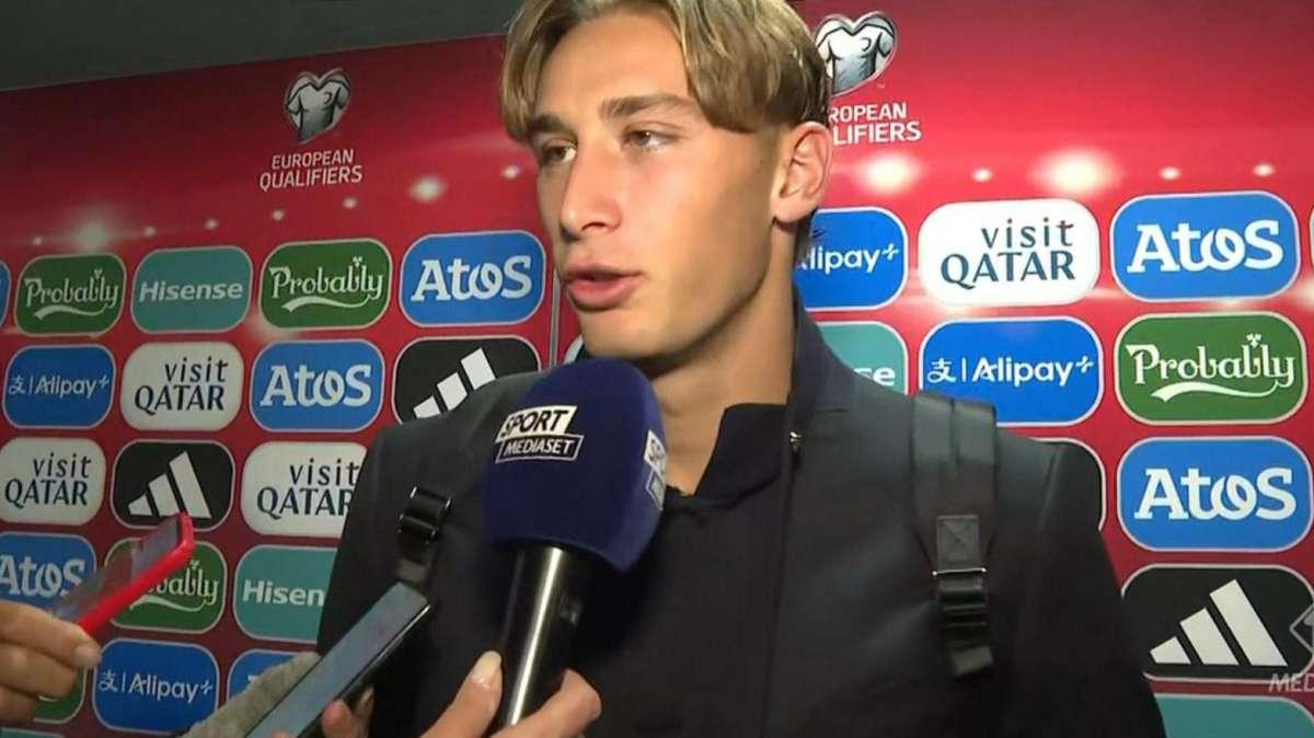 Esposito a SM: "È tutto bellissimo. Si parla molto di me, ma voglio mantenere il mio equilibrio"