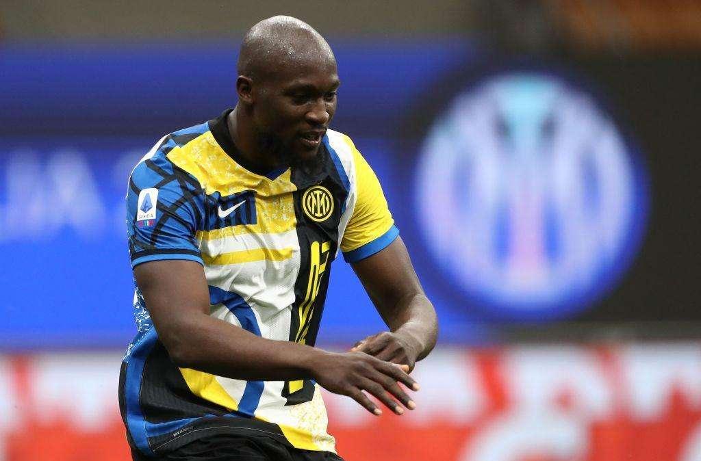 Un libro per Romelu Lukaku. L'autore: "Ecco perché è un personaggio romantico"